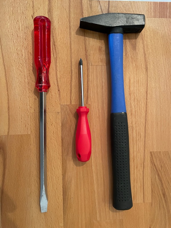 Which Crafting Tools are Allowed in Carry-on Luggage?