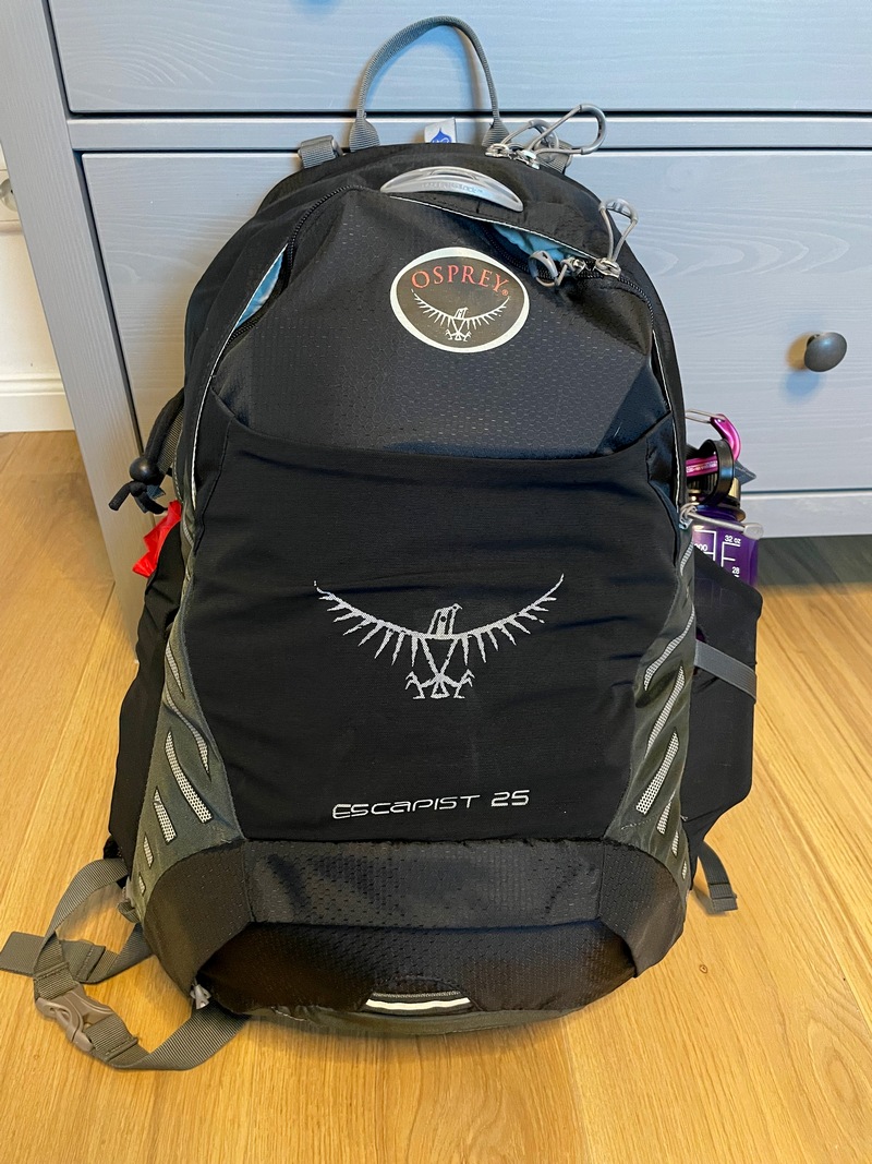 Osprey hotsell personal item